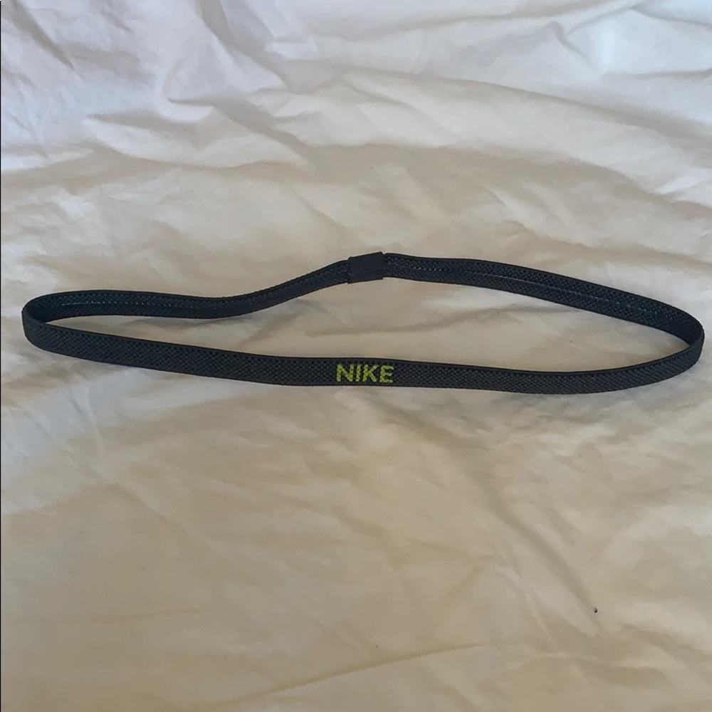 Nike hair accessory